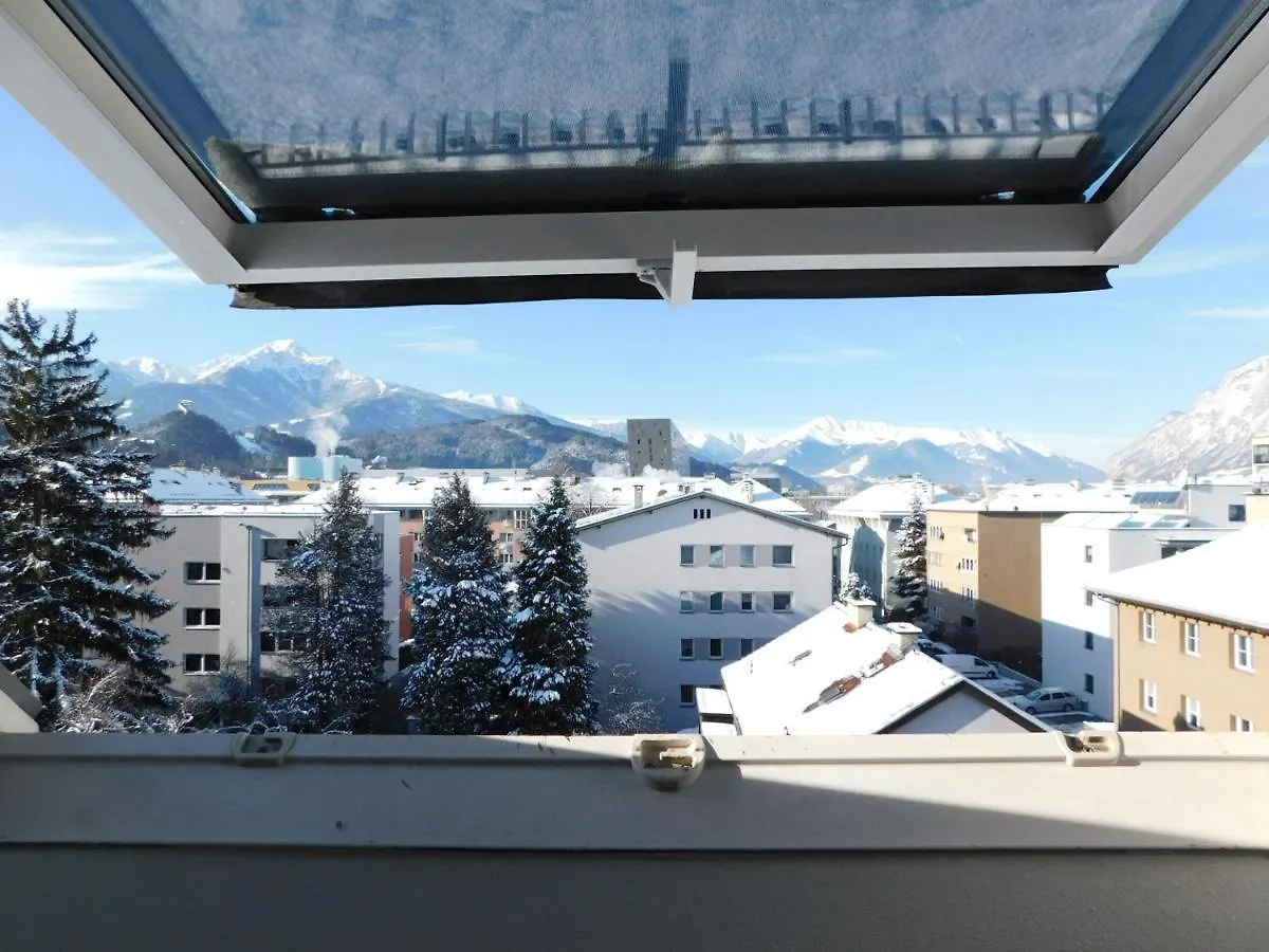 Binders Budget City-Mountain Hotel Innsbruck 4*,